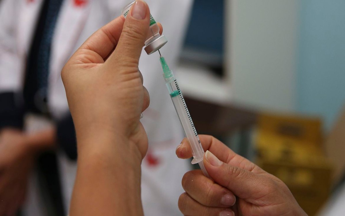 Ausência para a segunda dose preocupa e reforço é essencial contra variante delta